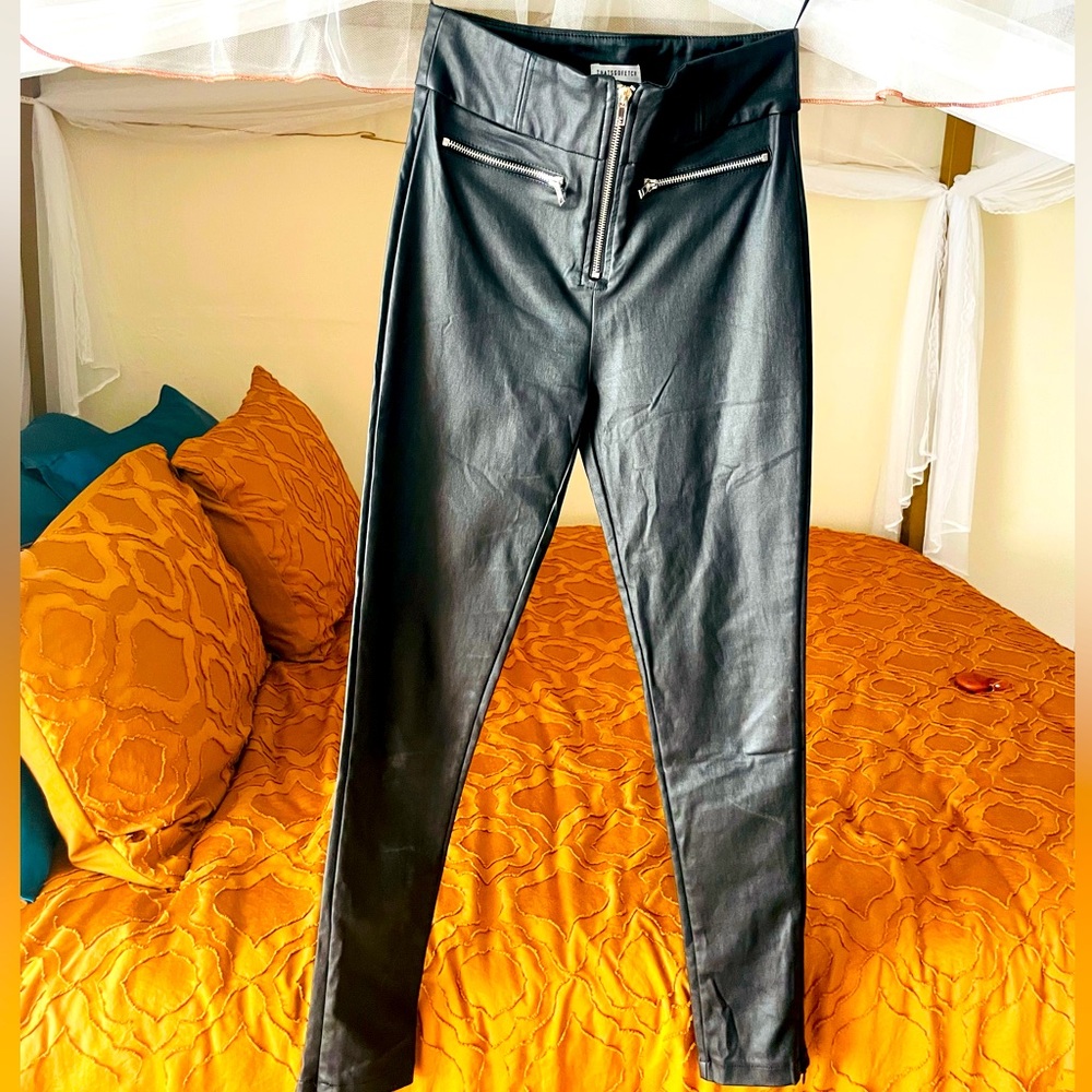 Vegan Leather Skinny Pants
